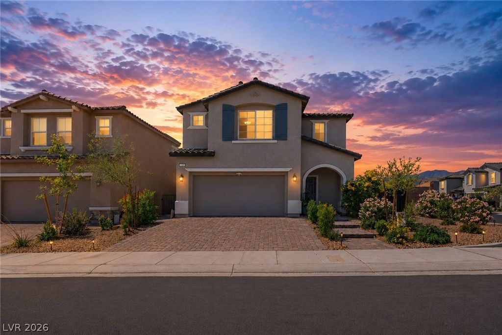 10981 Fennel Avenue, Las Vegas, NV 89166 — photo 2