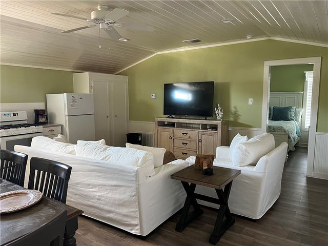 523 S Station St H, Port Aransas, TX 78373