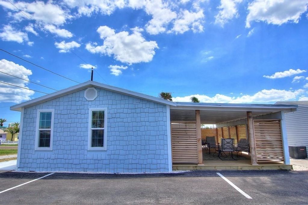 523 S Station St H, Port Aransas, TX 78373