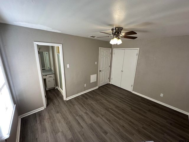 2917 Fleetwood Dr, Tyler, TX 75701