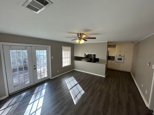 2917 Fleetwood Dr, Tyler, TX 75701