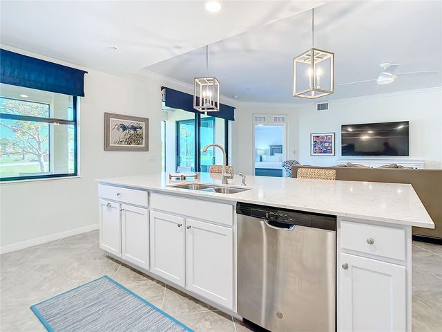 10796 TARFLOWER DRIVE 101, Venice, FL 34293