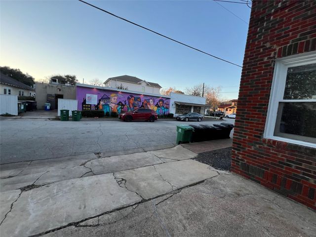 2021 Kane Street 8, Houston, TX 77007