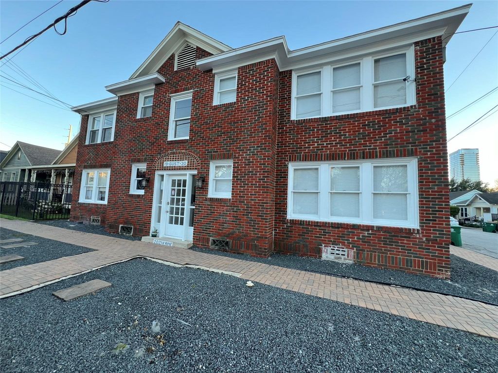 2021 Kane Street 8, Houston, TX 77007