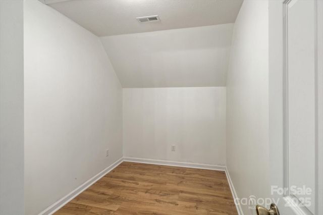 182 White Stone Lane, Hendersonville, NC 28791