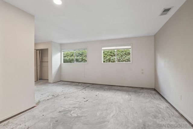 3212 N Mountain View Dr, San Diego, CA 92116
