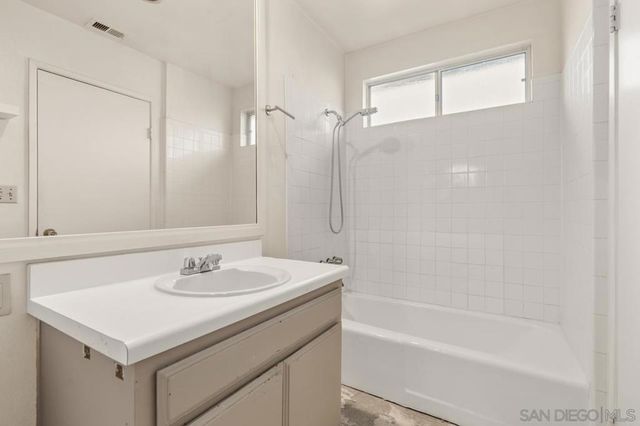 3212 N Mountain View Dr, San Diego, CA 92116