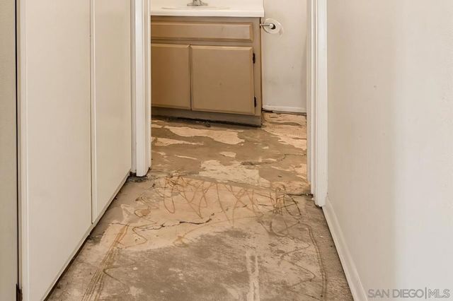 3212 N Mountain View Dr, San Diego, CA 92116