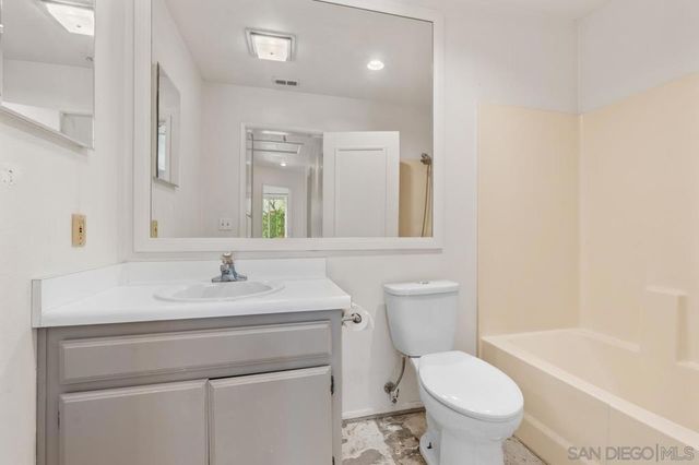 3212 N Mountain View Dr, San Diego, CA 92116