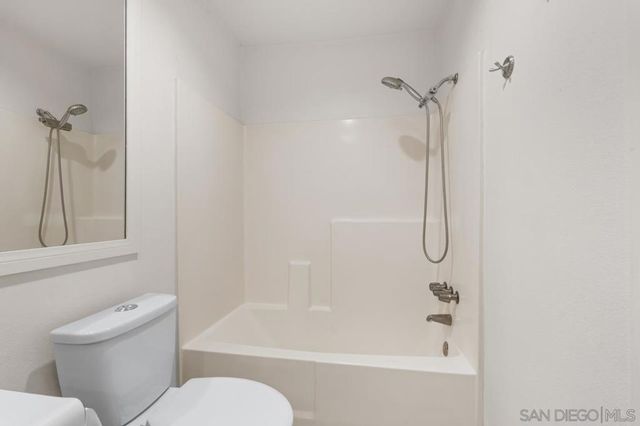3212 N Mountain View Dr, San Diego, CA 92116