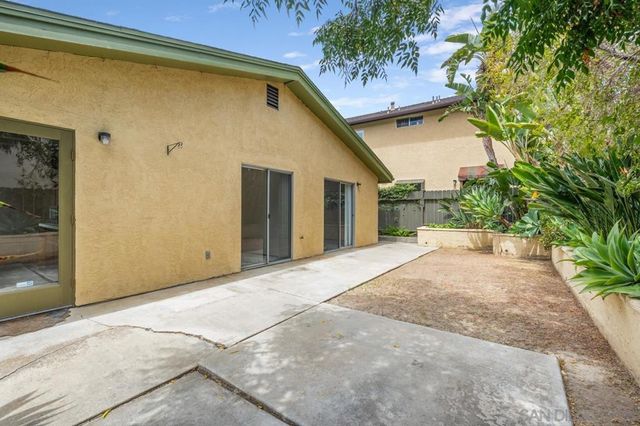 3212 N Mountain View Dr, San Diego, CA 92116