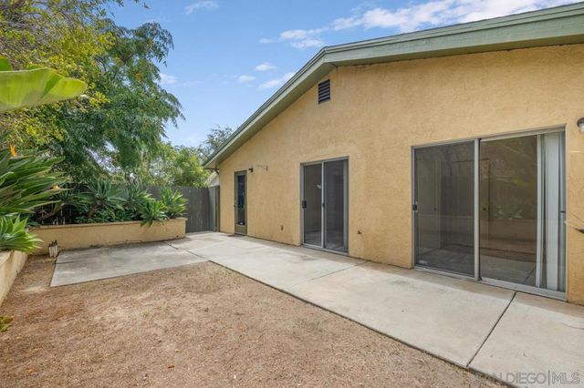 3212 N Mountain View Dr, San Diego, CA 92116