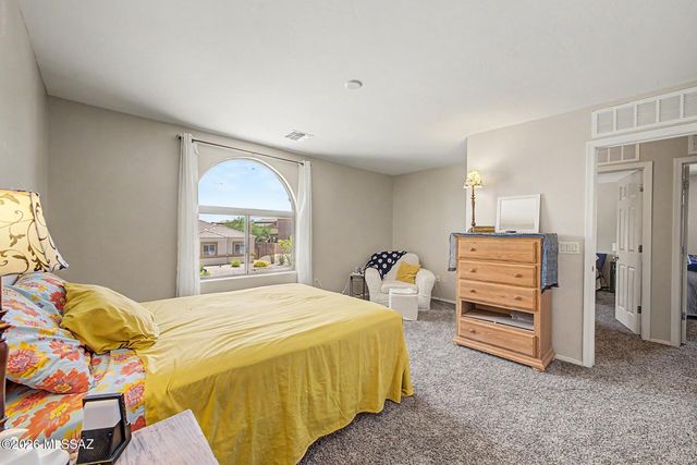 736 S Porter Routh Place, Vail, AZ 85641