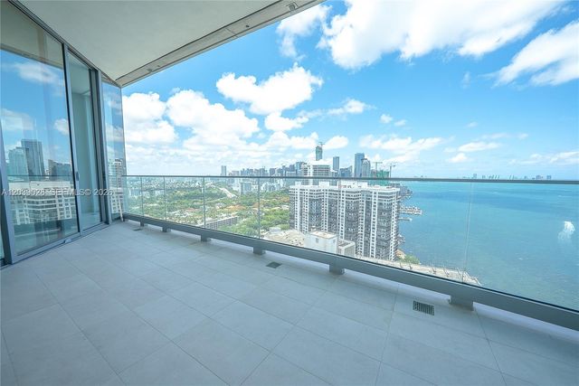 175 SE 25th Rd 2704, Miami, FL 33129