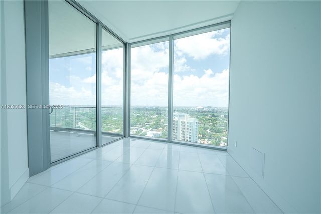 175 SE 25th Rd 2704, Miami, FL 33129