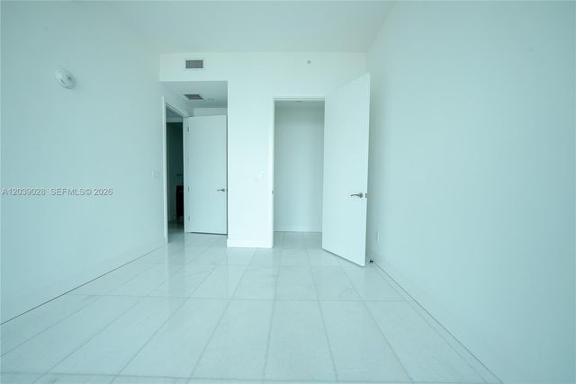 175 SE 25th Rd 2704, Miami, FL 33129