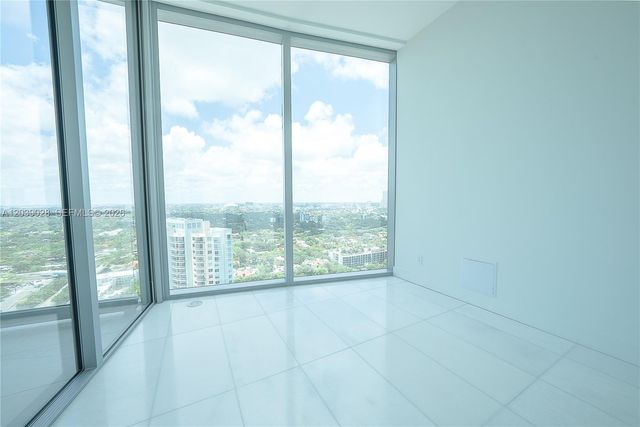 175 SE 25th Rd 2704, Miami, FL 33129