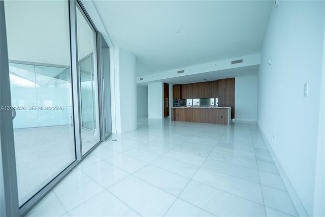 175 SE 25th Rd 2704, Miami, FL 33129