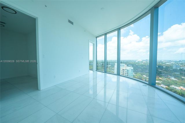 175 SE 25th Rd 2704, Miami, FL 33129