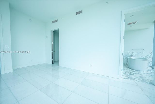 175 SE 25th Rd 2704, Miami, FL 33129