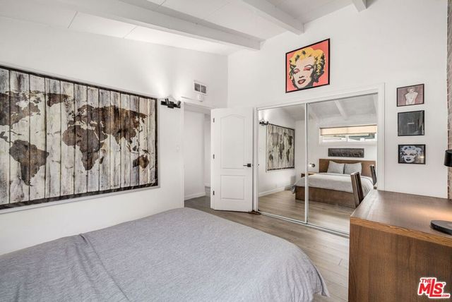 19805 Hamlin Street, Woodland Hills, CA 91367