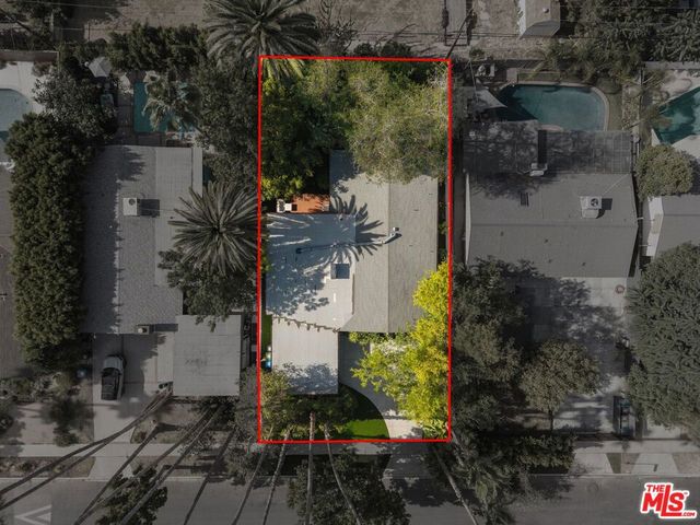 19805 Hamlin Street, Woodland Hills, CA 91367