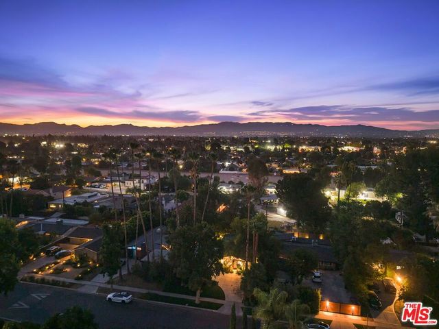 19805 Hamlin Street, Woodland Hills, CA 91367
