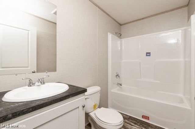 470 & 480 County House Lane, Marietta, OH 45750