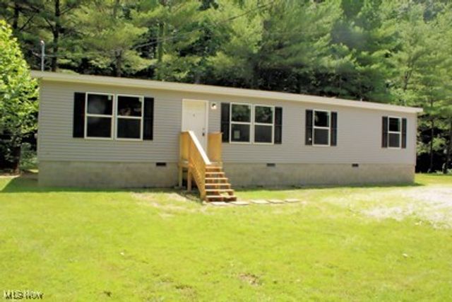 470 & 480 County House Lane, Marietta, OH 45750