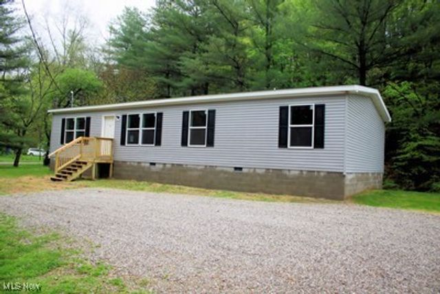 470 & 480 County House Lane, Marietta, OH 45750