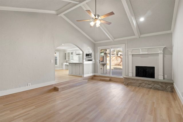 807 Salem Drive, Arlington, TX 76014