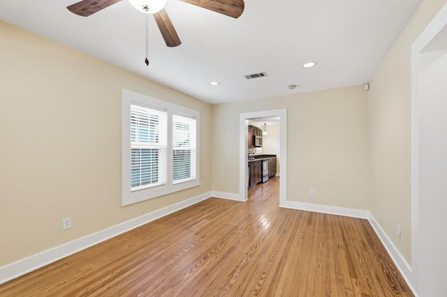 1112 Robbie Street, Houston, TX 77009
