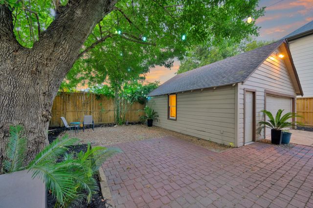 1112 Robbie Street, Houston, TX 77009