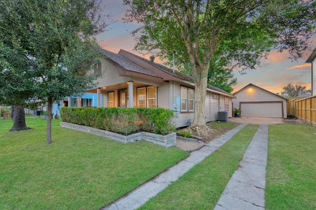 1112 Robbie Street, Houston, TX 77009