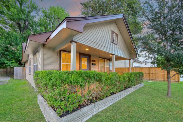 1112 Robbie Street, Houston, TX 77009