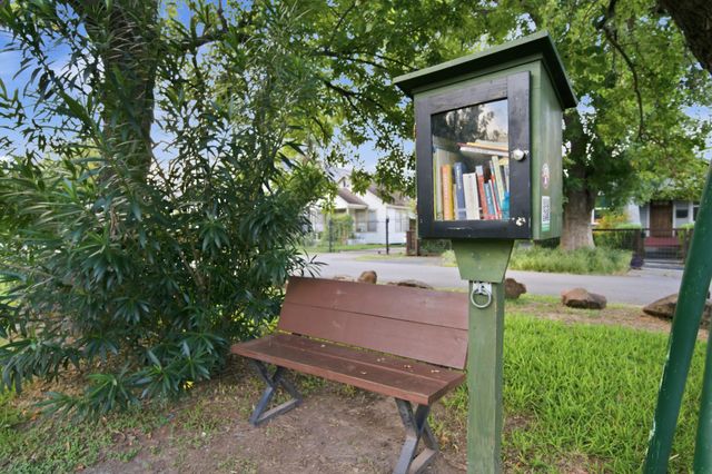 1112 Robbie Street, Houston, TX 77009