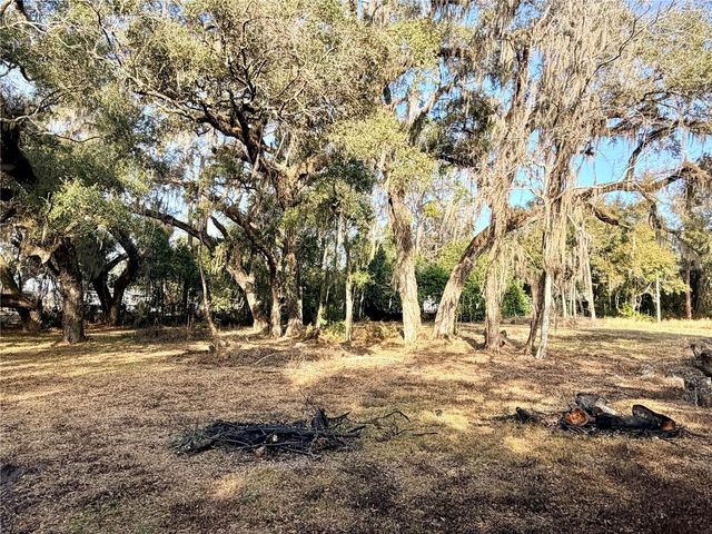 5666 S FLORIDA AVENUE, Floral City, FL 34436