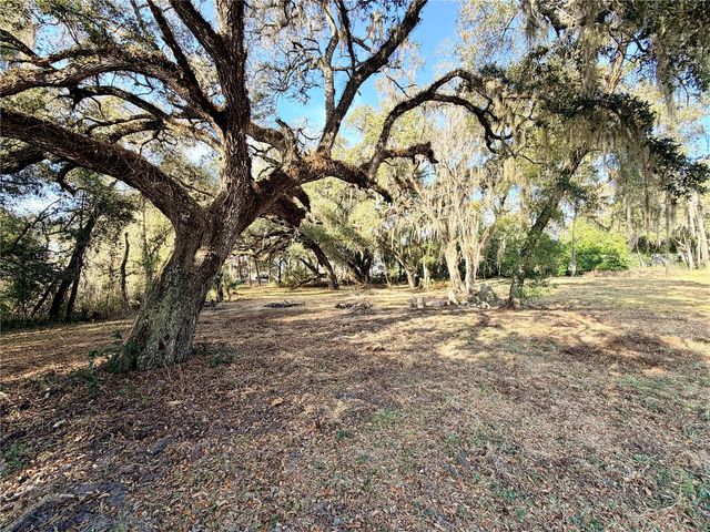 5666 S FLORIDA AVENUE, Floral City, FL 34436