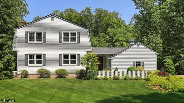 25 Angus Ln, Warren Twp., NJ 07059