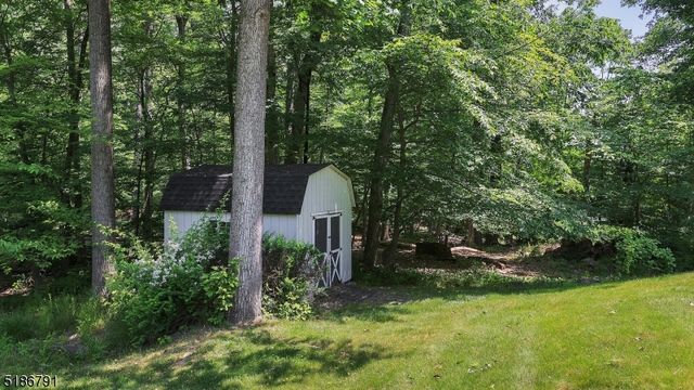 25 Angus Ln, Warren Twp., NJ 07059