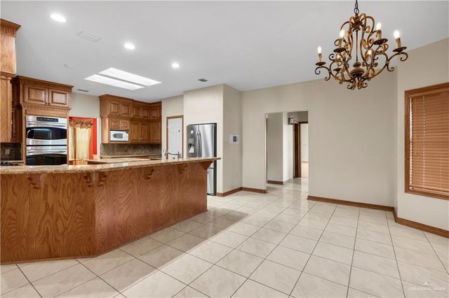 1520 N Alamo Road, Alamo, TX 78516