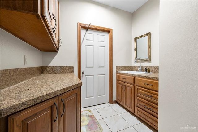 1520 N Alamo Road, Alamo, TX 78516