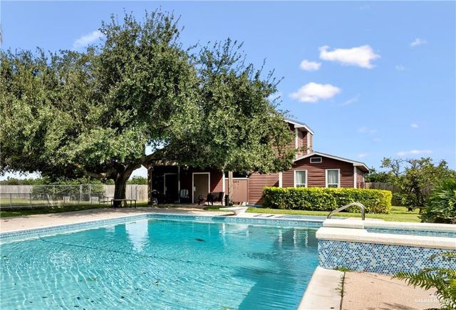 1520 N Alamo Road, Alamo, TX 78516