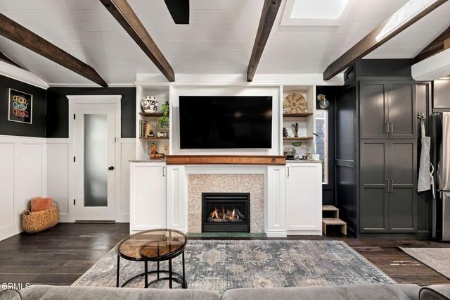 1177 E Collins Street, Oxnard, CA 93036