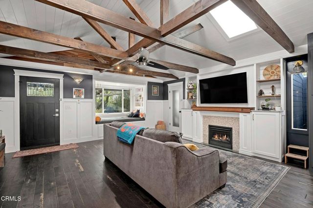 1177 E Collins Street, Oxnard, CA 93036