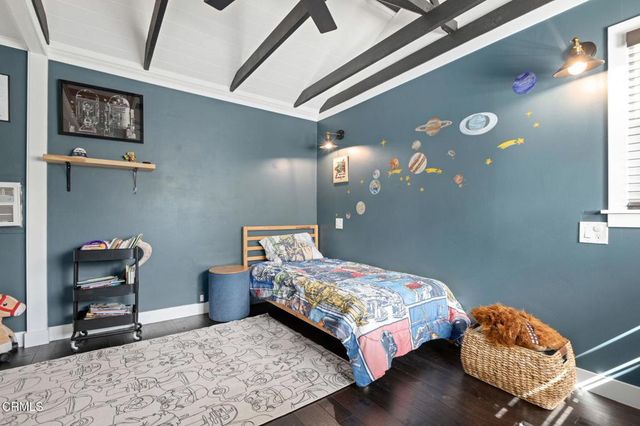 1177 E Collins Street, Oxnard, CA 93036
