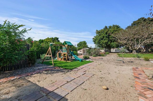 1177 E Collins Street, Oxnard, CA 93036