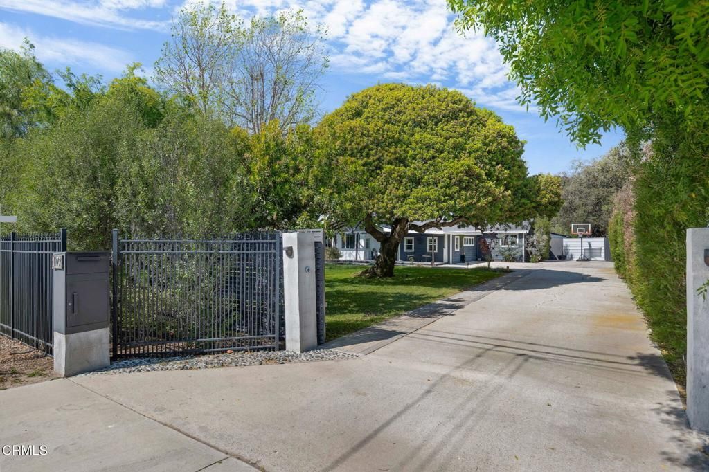 1177 E Collins Street, Oxnard, CA 93036