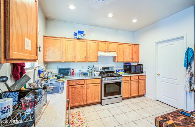 9133 W VIRGINIA Avenue, Phoenix, AZ 85037