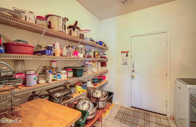 9133 W VIRGINIA Avenue, Phoenix, AZ 85037